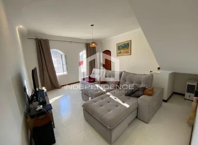 TROCO! Sobrado de esquina 189m² Monte Castelo, São José dos Campos