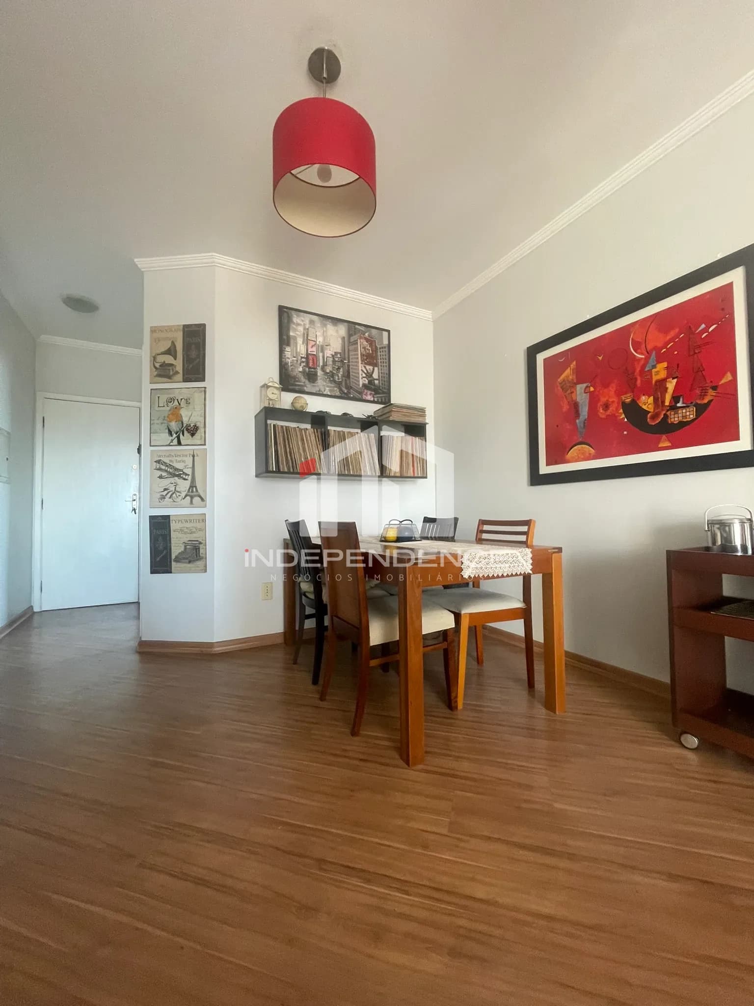 Apartamento 2 dormitorios (1 suite), Vaga Coberta, Jardim America, São Jose dos Campos