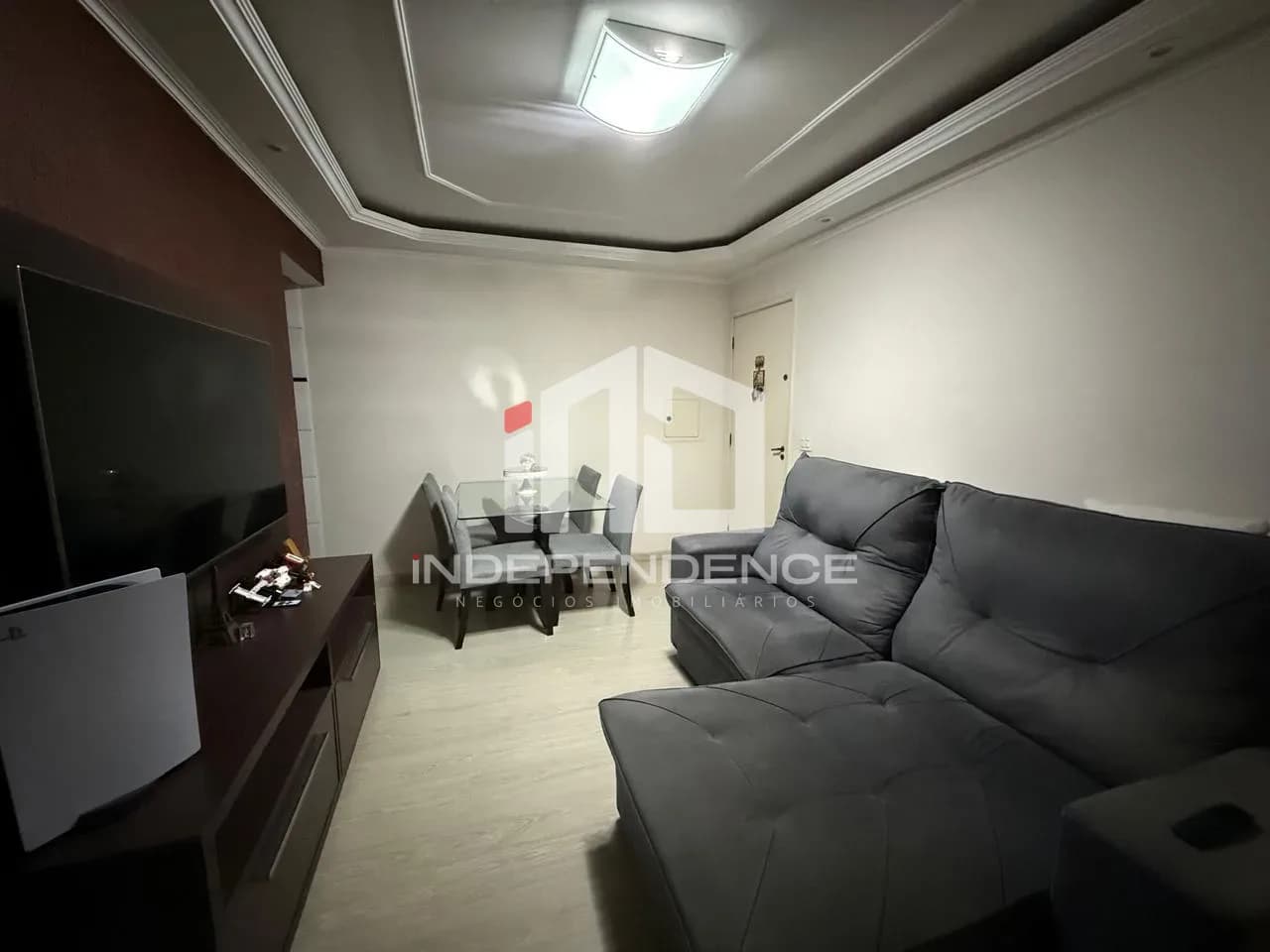 Apartamento á venda | 2 quartos sem suite | Jardim Terras do Sul | Andar alto (escada)