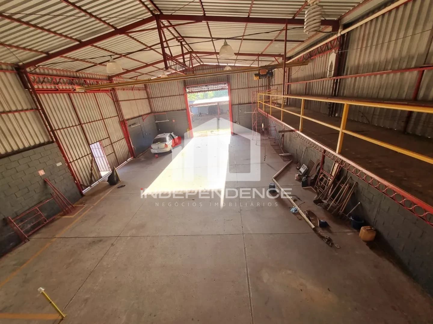 Galpão / Barracão 300m² em terreno de 1100m² à venda, Bom Retiro, São José dos Campos, SP