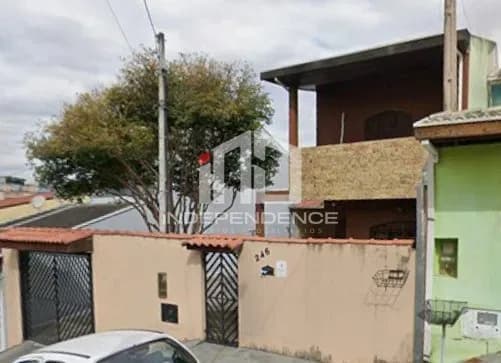 Sobrado à venda | 3 quartos sendo 1 suite | garagem para 5 carros | Terras do Sul