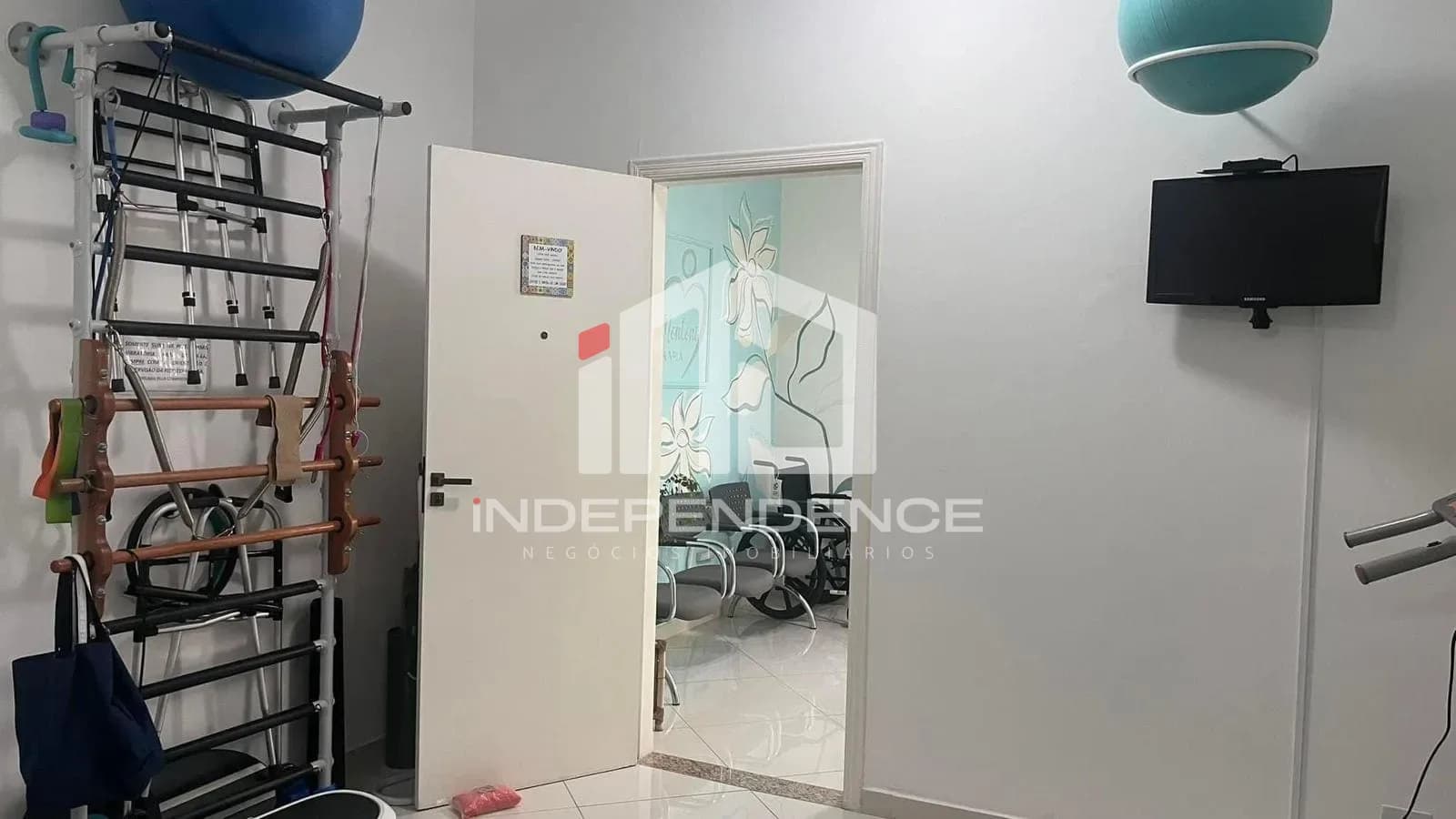 Sala Comercial | 41 m² | Floradas de São José | São José dos Campos, SP