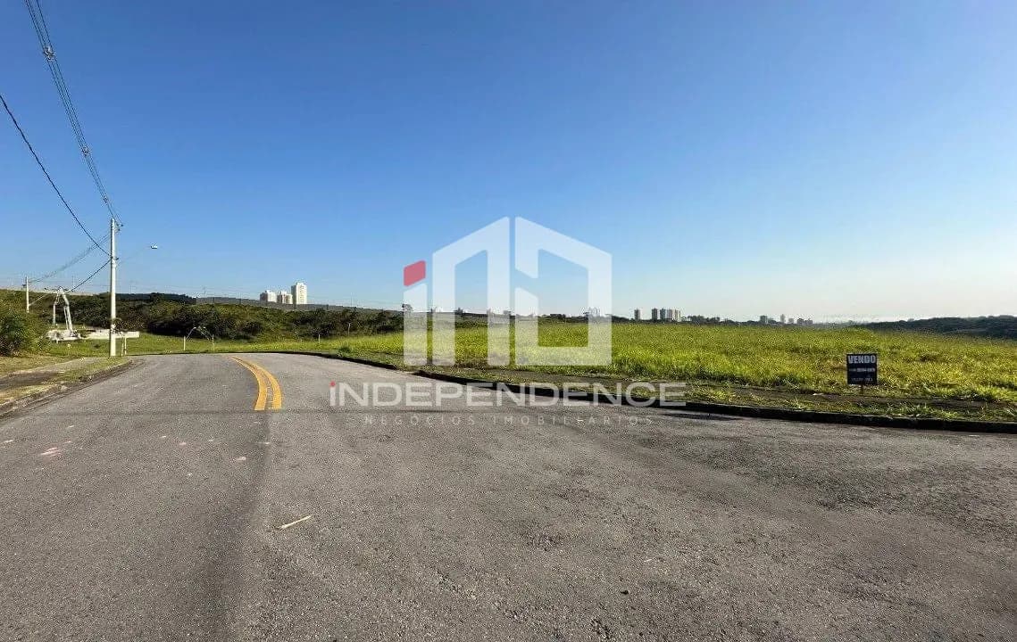 Terreno à venda, 732m² no Recanto da Baronesa, Jardim Portugal, São José dos Campos, SP